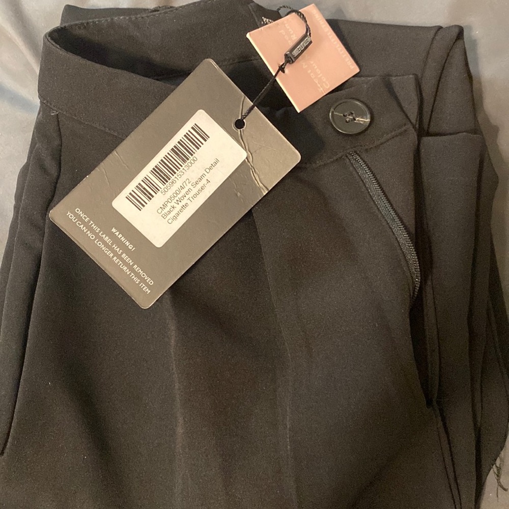 Black cigarette pant pretty little thing brand new too small for my waist size 4